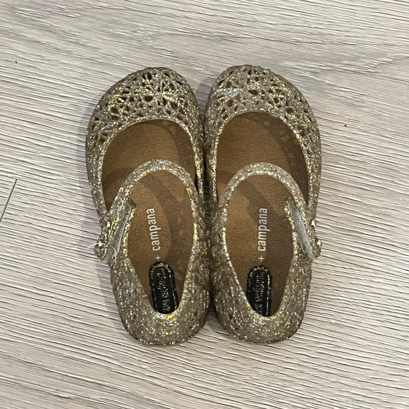 Mini Melissa Campana - Picture 2 of 3